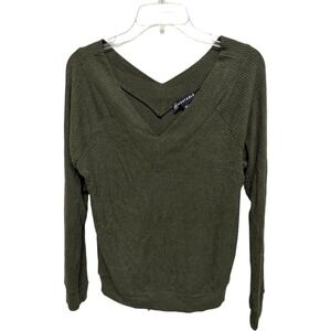 Wantable Forest Green Light Weight VNeck Sweater Size Medium Holiday Party